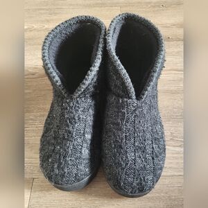 Cozy Gray MukLuk Knit Slippers